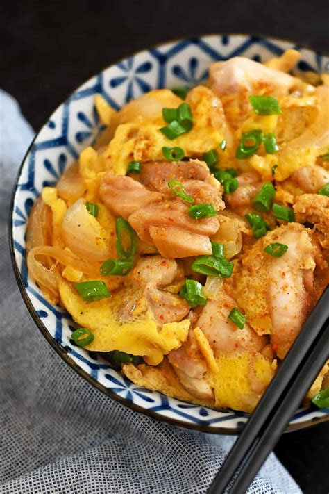 oyaoyakodon|oyakodon chicken bowl recipe.